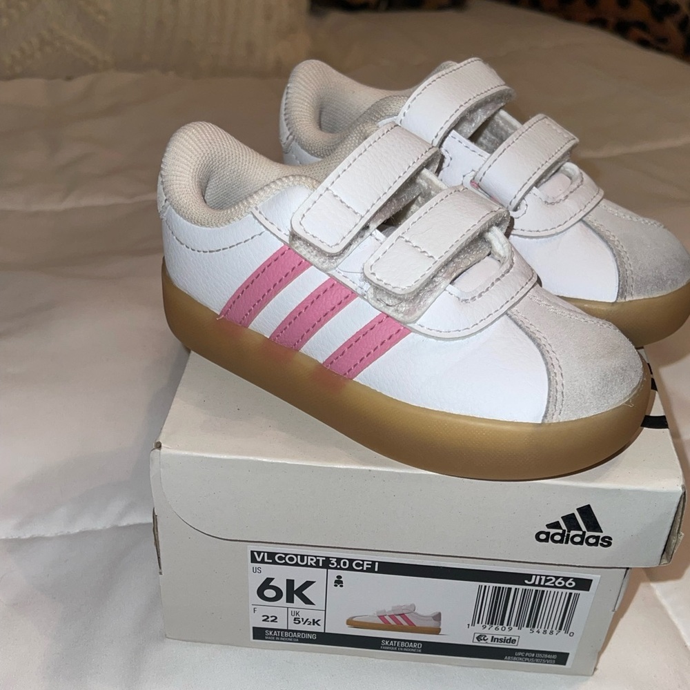 SOLD LOCALLY adidas Kids White Sneakers with Pink Stripes and Gum Sole